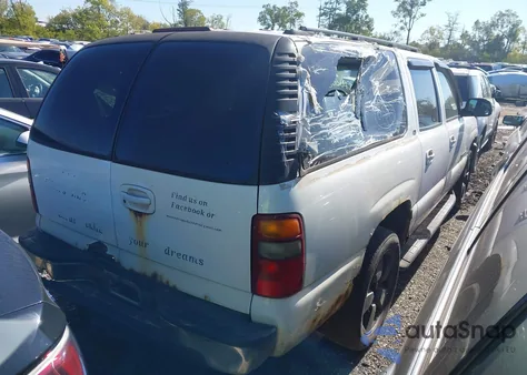 2002 GMC Yukon Xl K1500 z USA, uszkodzony, nr VIN 1GKFK16ZX2J178306